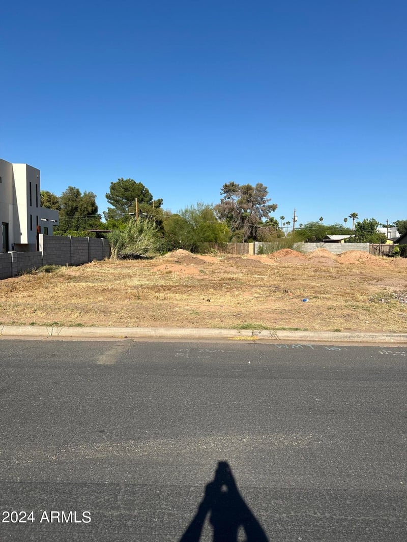2329 29th St, Phoenix, AZ 85008