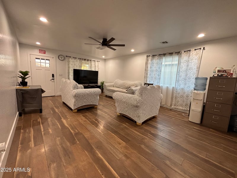 2329 Bloch Rd, Phoenix, AZ 85041