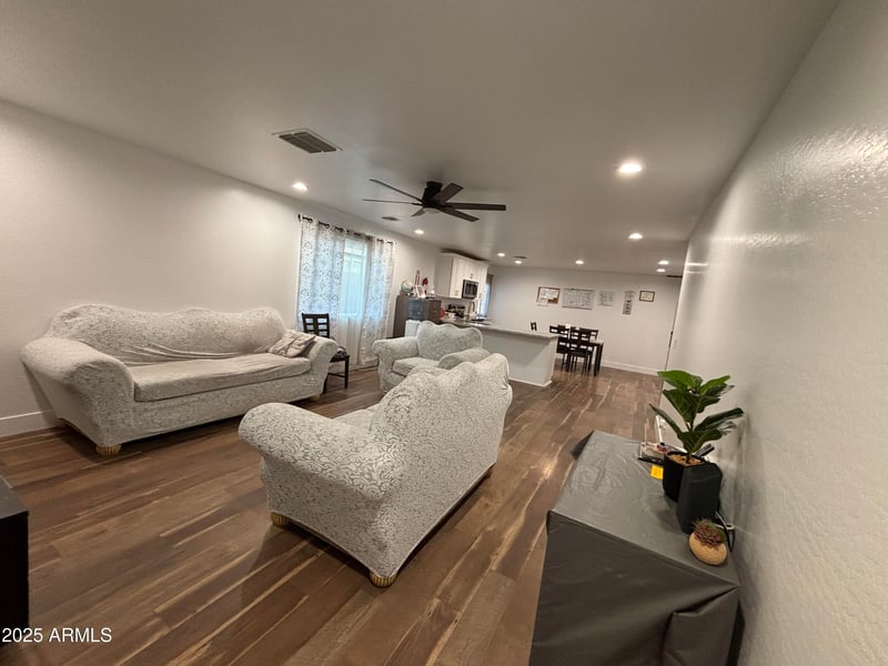 2329 Bloch Rd, Phoenix, AZ 85041