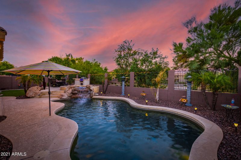 2329 W Blaylock Dr, Phoenix, AZ 85085