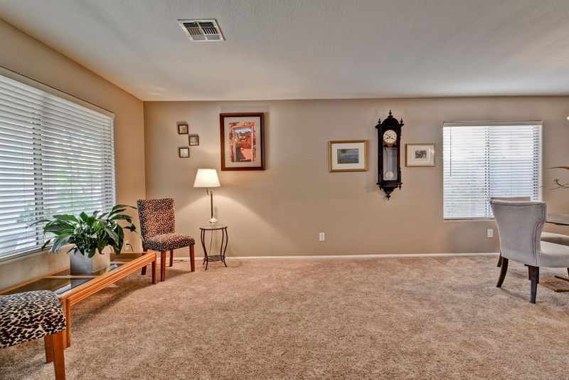 2329 W White Feather Ln #452, Phoenix, AZ 85085