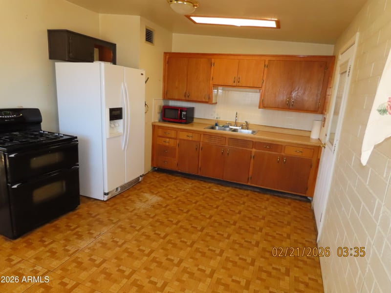 233 Berridge Dr, Sierra Vista, AZ 85635