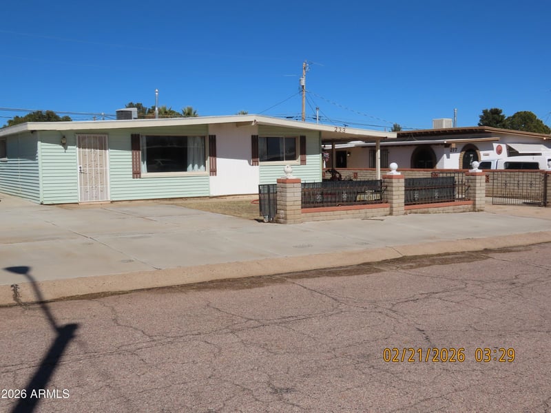 233 Berridge Dr, Sierra Vista, AZ 85635