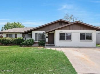 233 Cairo Dr, Tempe, AZ 85282