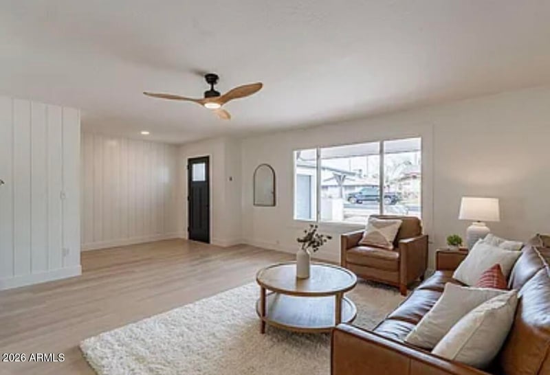 233 Ellis Dr, Tempe, AZ 85282