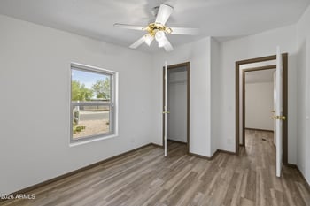 233 Michelle Dr, Phoenix, AZ 85022