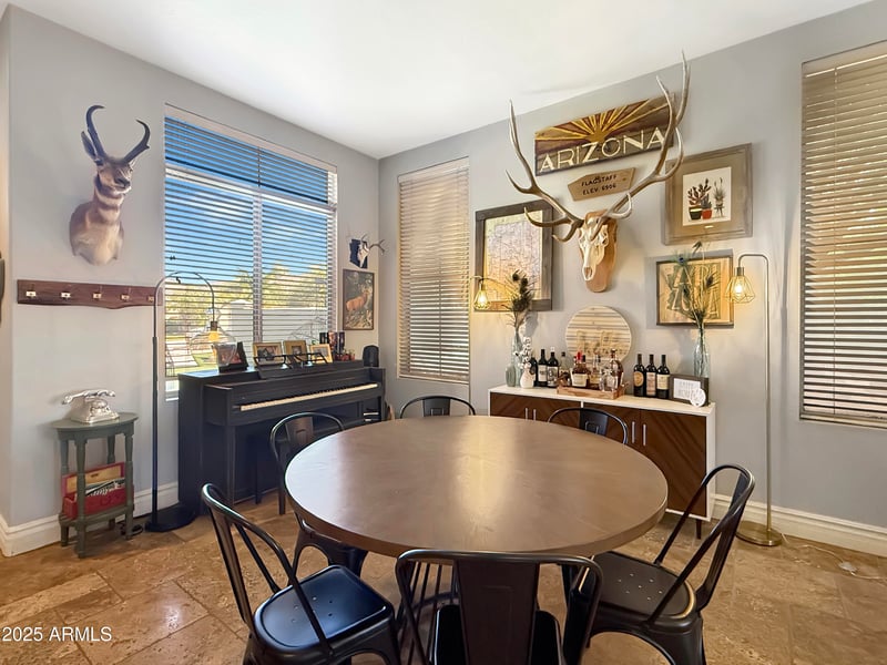 233 Leah Ave, Gilbert, AZ 85233