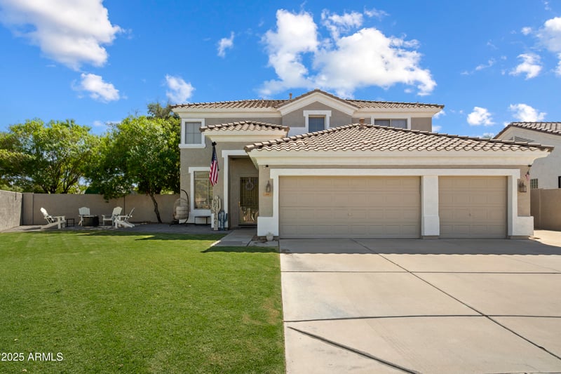 233 Leah Ave, Gilbert, AZ 85233