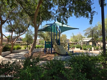2330 E Pecan Rd, Phoenix, AZ 85040