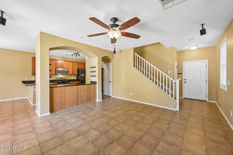 2330 E Pecan Rd, Phoenix, AZ 85040