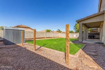 2330 Renegade Trl, San Tan Valley, AZ 85143