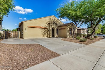 23307 119th Dr, Sun City, AZ 85373