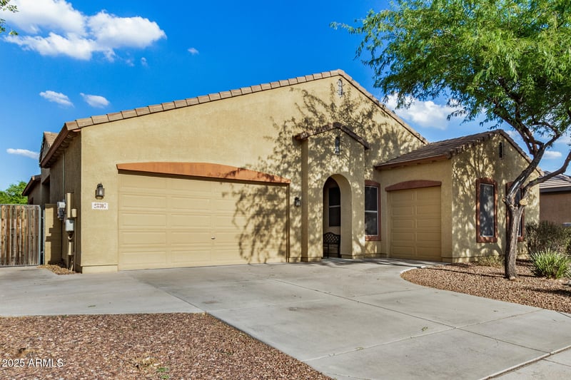23307 119th Dr, Sun City, AZ 85373