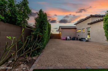 23307 97th Dr, Peoria, AZ 85383