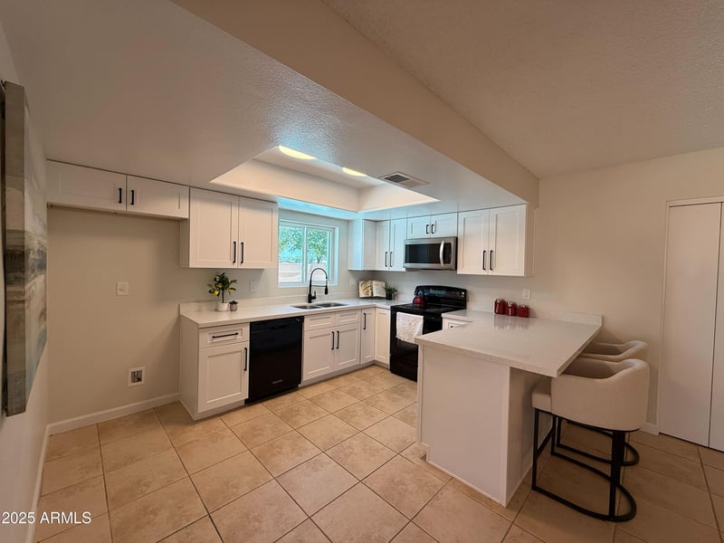 2331 Via Rialto Cir, Mesa, AZ 85202
