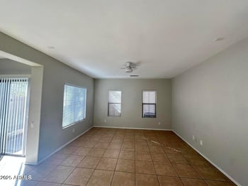 2332 84th Dr, Phoenix, AZ 85037