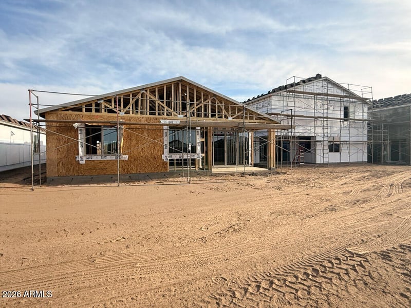 2332 Galloping Horse Dr, San Tan Valley, AZ 85140