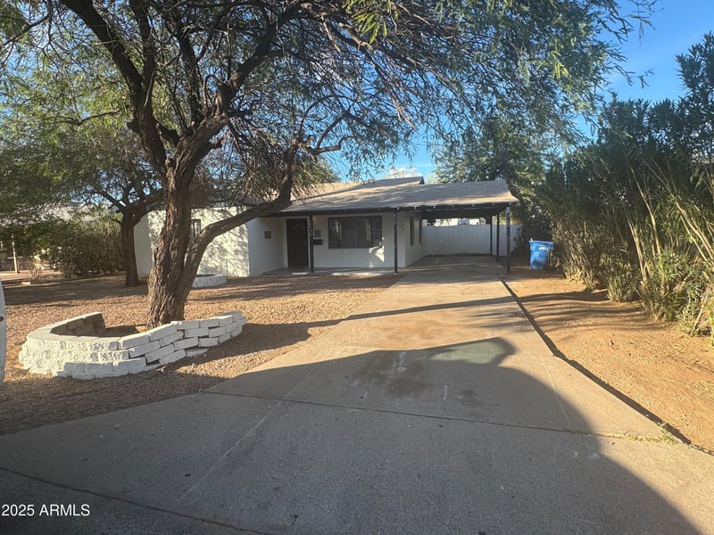 2332 Flower St, Phoenix, AZ 85016