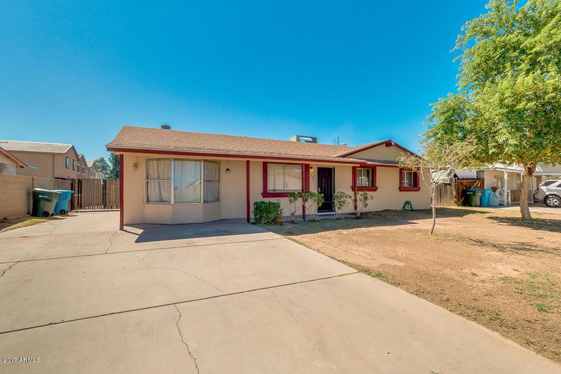 2332 N 72nd Dr, Phoenix, AZ 85035