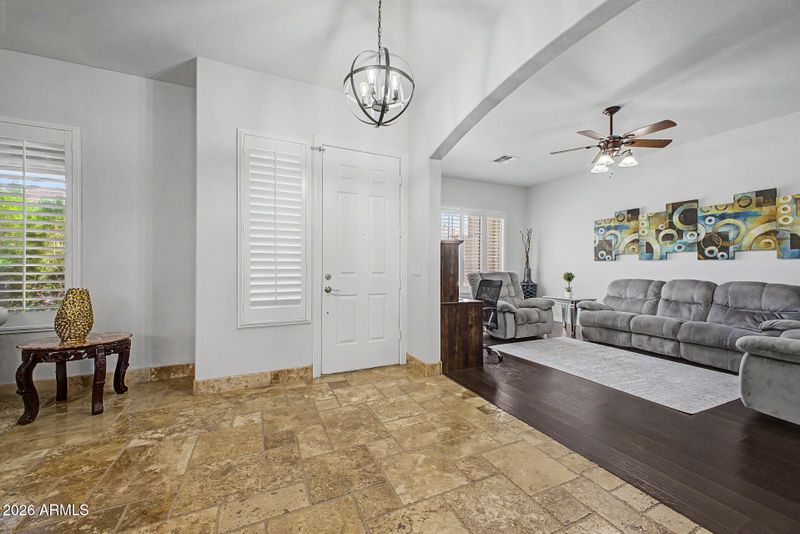 2332 W Andrea Dr W, Phoenix, AZ 85085