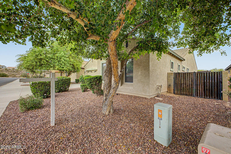 23325 119th Dr, Sun City, AZ 85373