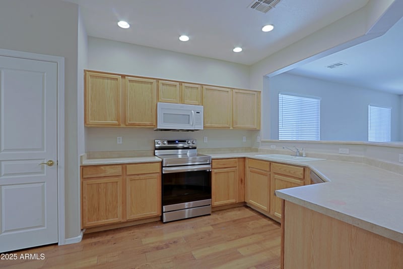 2333 Alta Vista Rd, Phoenix, AZ 85041