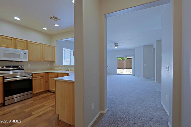 2333 Alta Vista Rd, Phoenix, AZ 85041