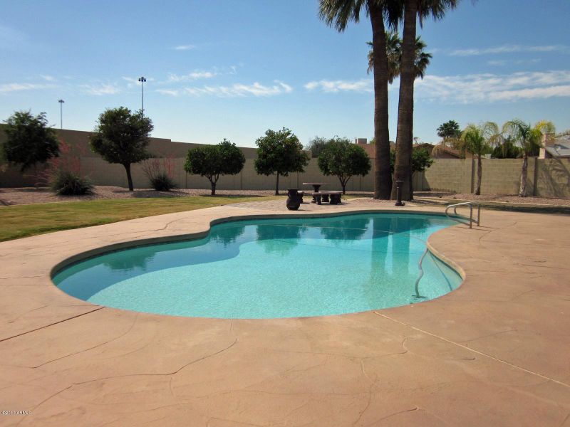 2333 E Riviera Dr, Tempe, AZ 85282