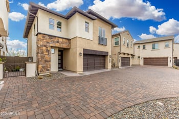 2333 Gloria Ln, Phoenix, AZ 85085