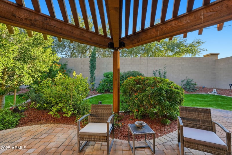 2333 Mineral Rd, Phoenix, AZ 85041