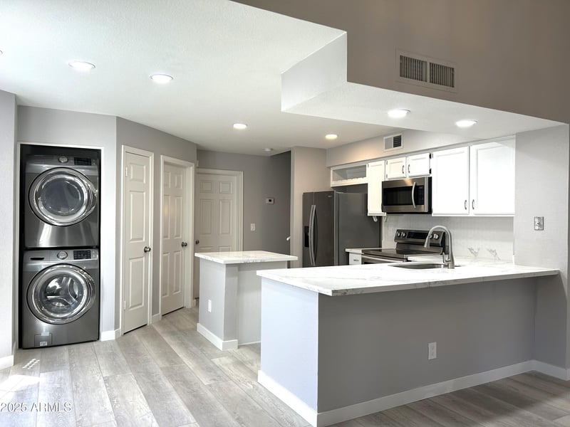 2333 Southern Ave #2040, Tempe, AZ 85282