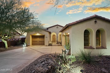 2334 E Samantha Way, Phoenix, AZ 85042