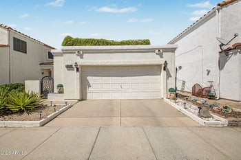 2334 Gelding Dr, Phoenix, AZ 85022