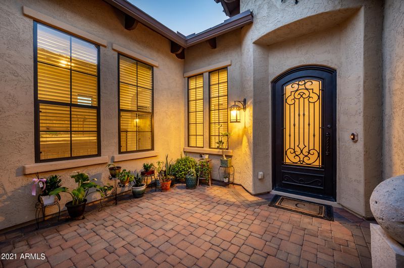 2334 N Estates Cir, Mesa, AZ 85207