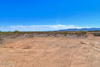 2334x Montgomery Rd #3, Wittmann, AZ 85361