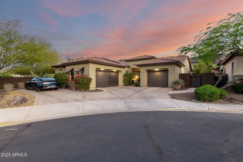 2335 Allen St, Phoenix, AZ 85042