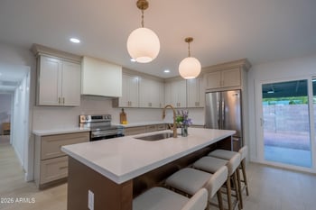 2335 Caribbean Ln, Phoenix, AZ 85023