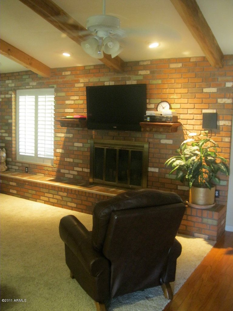 2335 E Jacaranda St, Mesa, AZ 85213