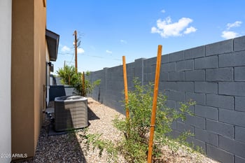 2335 E Mcarthur Dr, Tempe, AZ 85288