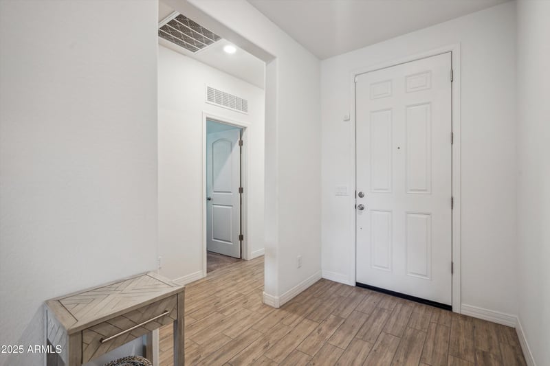 2335 Sunland Ave, Phoenix, AZ 85041