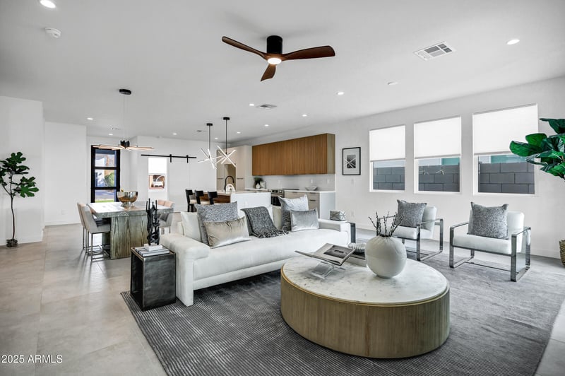 2336 28th Pl, Phoenix, AZ 85008