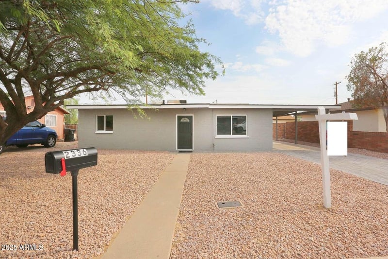 2336 Burgess Ln, Phoenix, AZ 85042