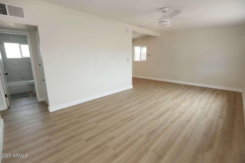 2336 Burgess Ln, Phoenix, AZ 85042