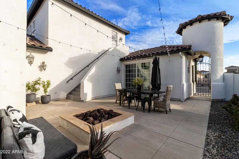 2336 E Balsam Dr, Chandler, AZ 85286