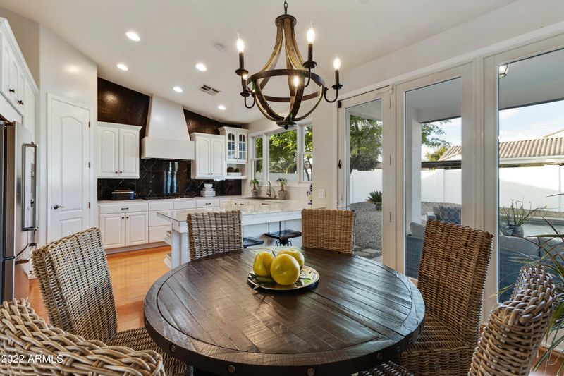 2336 E Balsam Dr, Chandler, AZ 85286