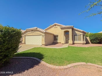 2336 E Manor Dr, Gilbert, AZ 85296