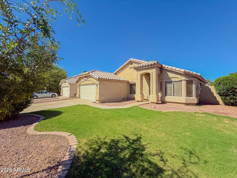 2336 E Manor Dr, Gilbert, AZ 85296