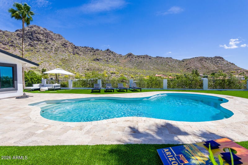 2336 E Orangewood Ave, Phoenix, AZ 85020