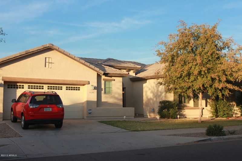 2336 W Alta Vista Rd, Phoenix, AZ 85041