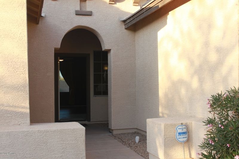 2336 W Alta Vista Rd, Phoenix, AZ 85041